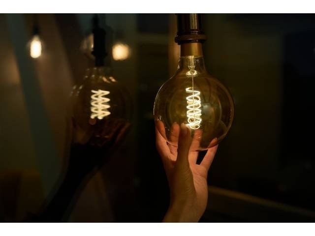 Lámpara LED Shelly Vintage G125 Wi-Fi E27 4W Dimmable - Image 2