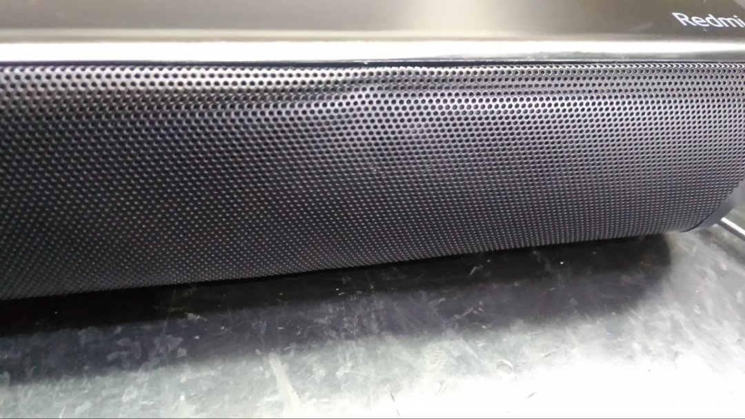 Barra sonido Xiaomi Redmi TV (con detalles)